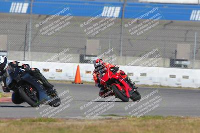 media/Nov-26-2022-Fastrack Riders (Sat) [[b001e85eef]]/Level 3/Session 3 Outside Turn 9/